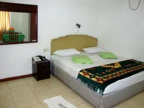 Green Park Beach Hotel - Image 5