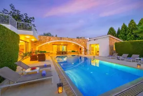 Villa Zoey - Image 1