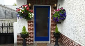 Aaron Court B&B - Image 2