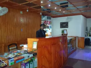 FabHotel Alakkal Residency - Image 2