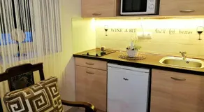 Nora Studio Apartman - Eger - Image 2