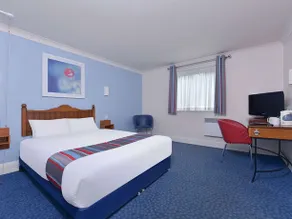 Travelodge Oldham Chadderton Hotel - Image 5