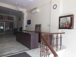 RUDRAKSH GUEST HOUSE - Image 3