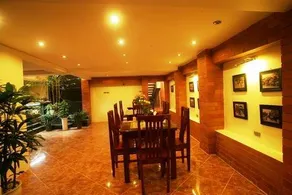 Hanoi Cozy Hotel - Image 4