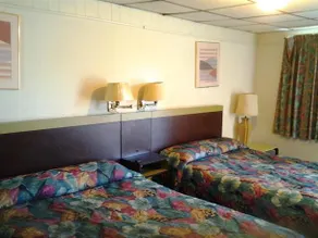 Budget Motel - Image 4