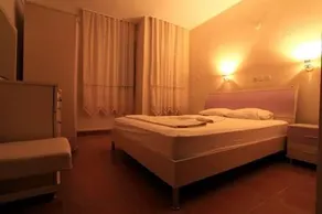 greeneye hotel - Image 2