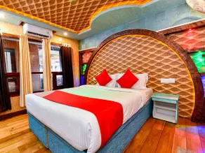 Anugraha Houseboat - Image 1