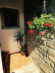 Stone House Ana - Image 2