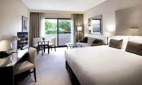 Grand Mercure The Hills Lodge - Image 4