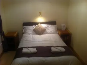 The Country Roads Inn - Image 5