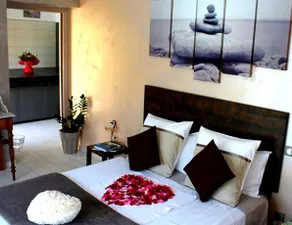 Aux 2 Saveurs Chambre D'hotes - Image 4
