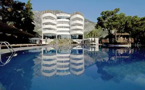 Catamaran Resort Hotel - Image 2