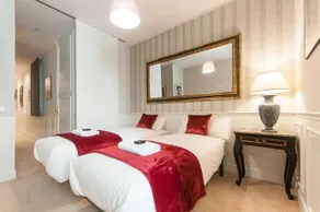 Lovely And Chic Apt Next To Sagrada Familia - Image 5