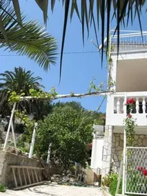 Vis Apartments - Image 5