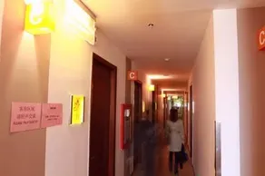 Shenzhen Lotus Hotel - Image 2