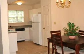 Execustay Aspen Woods - Image 2