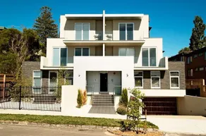 Apartments at Kew Q45 - Image 2