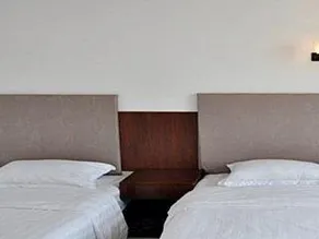 Zhangjiajie QQ Hotel - Image 3