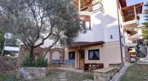 Aslanis-Souroti Garden FAMILY Suite - Image 2