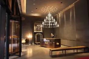 Global Luxury Suites at 95 Wall - Image 4