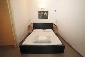 Abbey Hostel - Image 2