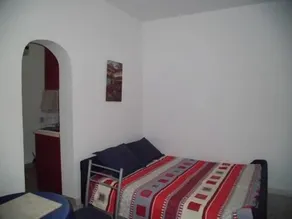 NB Guesthouse - Image 4