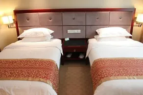 Yongyu Zhichen Business Hotel - Image 5