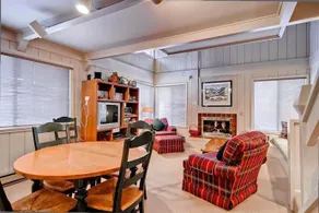 Villager Condominium with access to Sun Valley pool. hot tub, tennis and golf - Image 5