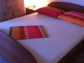 Apartments and Rooms Villa Mir - Image 2