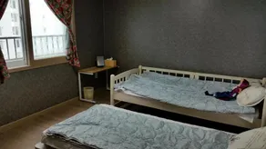 Gentleman House - Image 4
