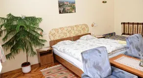 Stop Apartment - Image 5