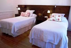Forcadell Apartments - Image 2