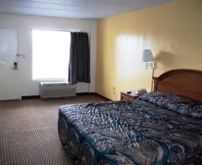 Budget Inn New Castle - Image 4