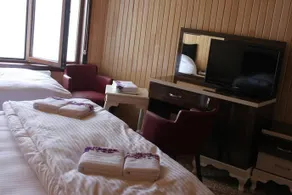 Aymeydani Hotel Café Restaurant - Image 5