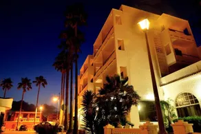 Hostel El Bahia - Image 2