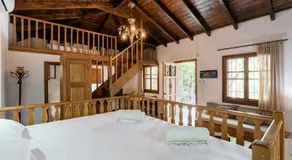 Ariadni Apartments - Image 4