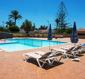 Gay Bungalows Aqua Beach - Image 2