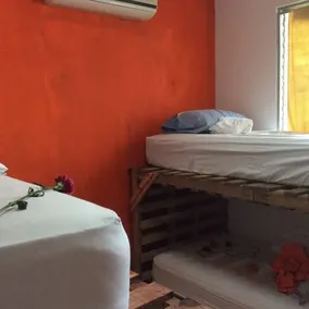 Hostel Babel - Image 2