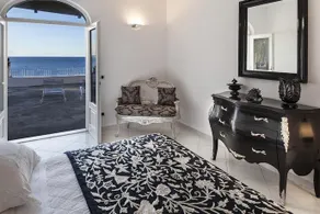 La Villa Resort & Spa - Image 3