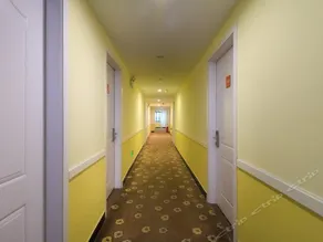 Home Inn Yiwu International Trade City Chengxin Avenue - Image 2