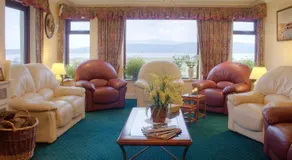 Lakelands Farm Guesthouse - Image 3