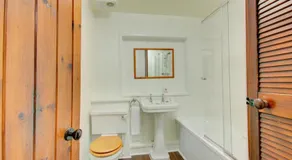 4 Zoar Cottage - Image 3