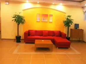 Home Inn - Image 2