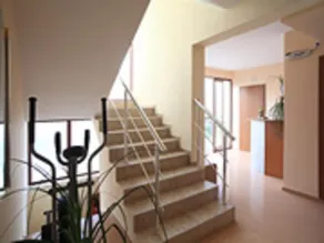 Family Hotel Astra - Image 3