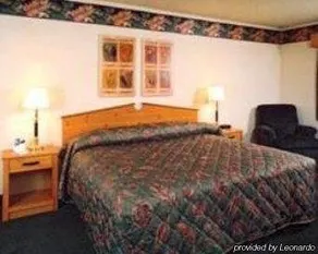FairBridge Inn & Suites - Image 3