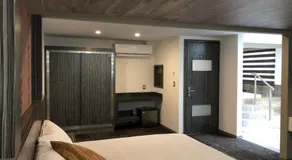 Kaia Suites - Image 4