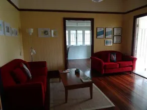 Eco Queenslander Holiday Home - Image 5