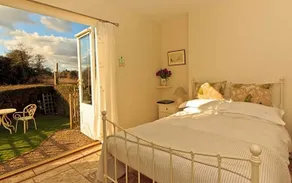 Spire Cottage - Image 5