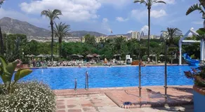 Exquisitely decorated 5th-floor aerie with views of two bays in Flamingo - Image 5
