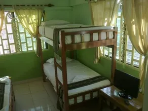Big John's Chil-axn Hostel and BBQ - Image 4